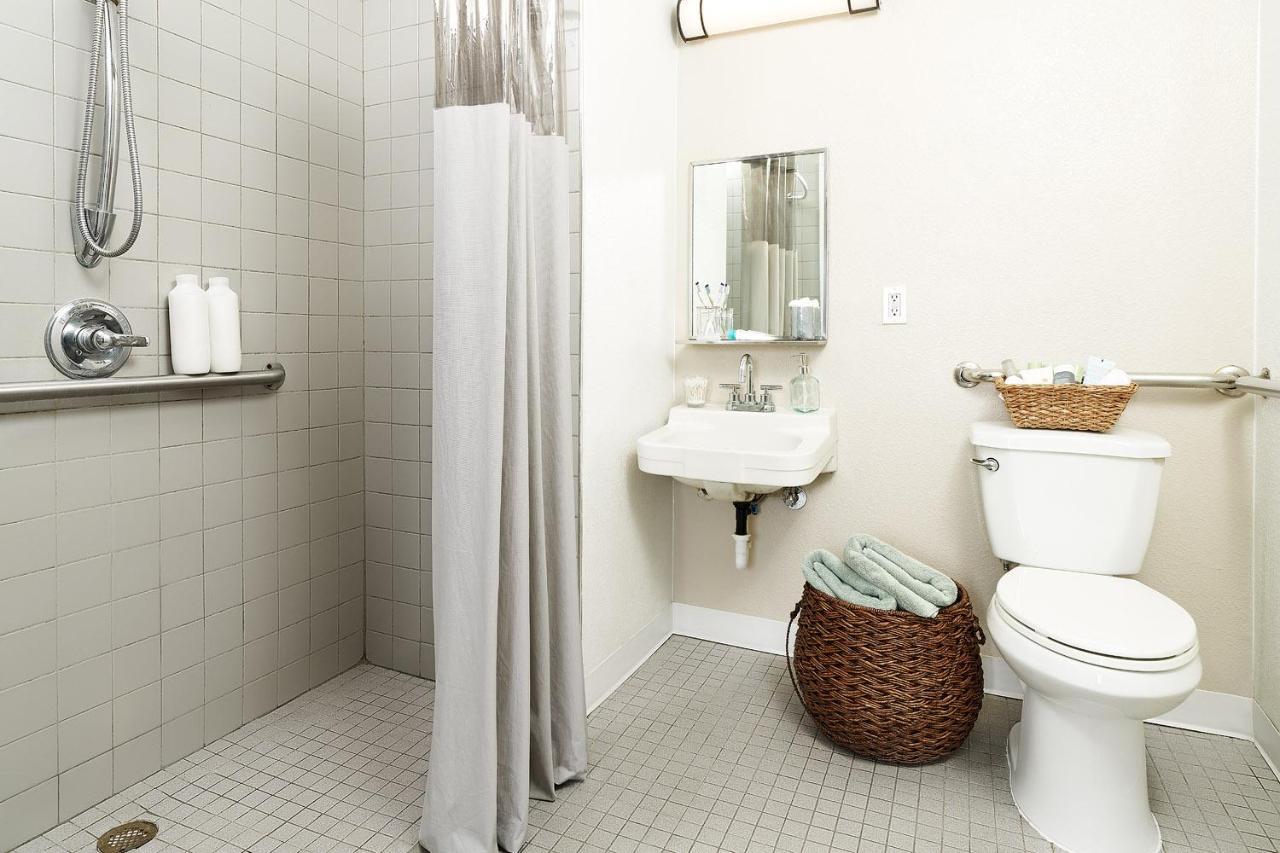 Intown Suites Extended Stay Houston Tx - Hobby Airport Exterior photo