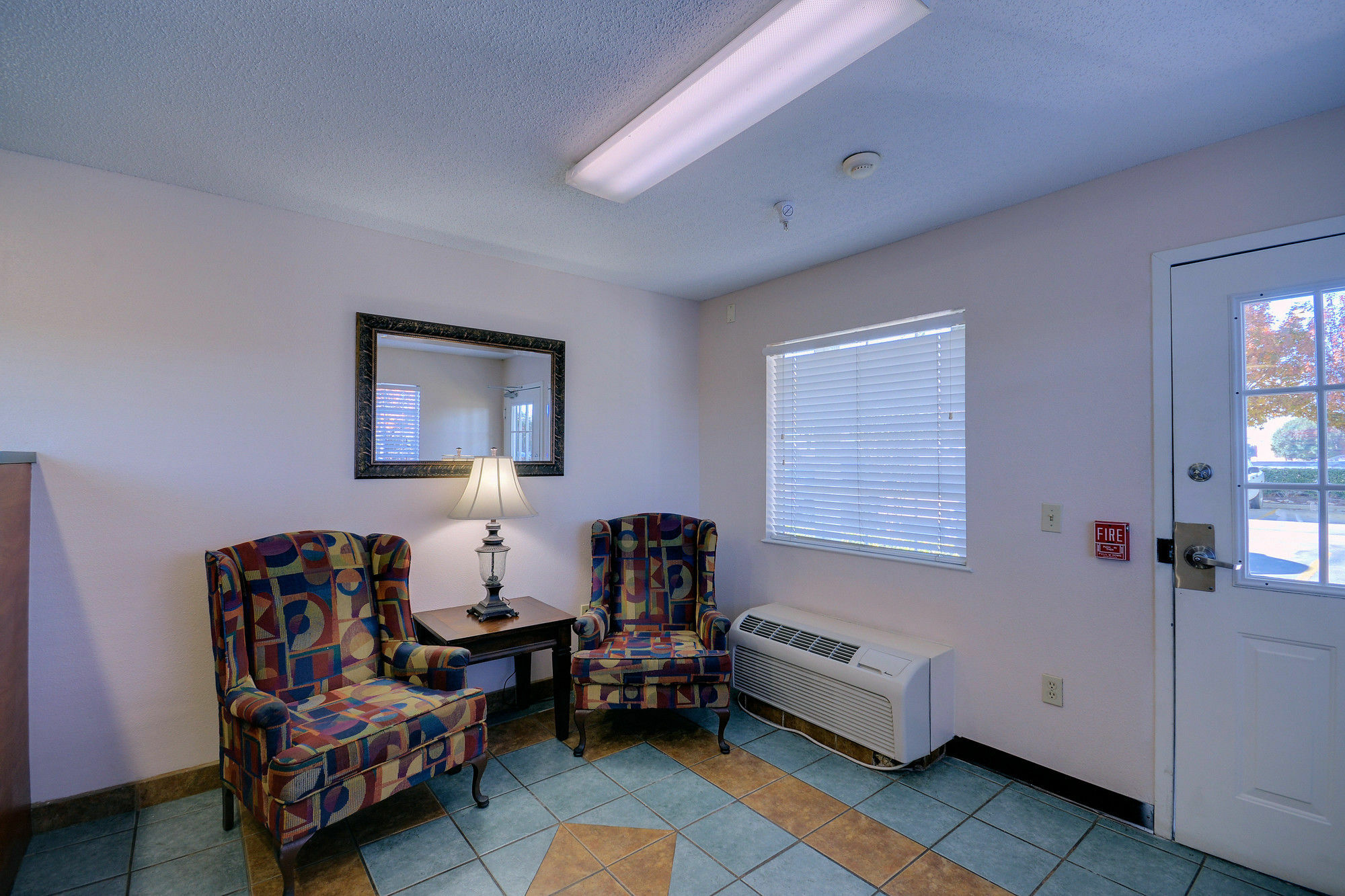 Intown Suites Extended Stay Houston Tx - Hobby Airport Exterior photo