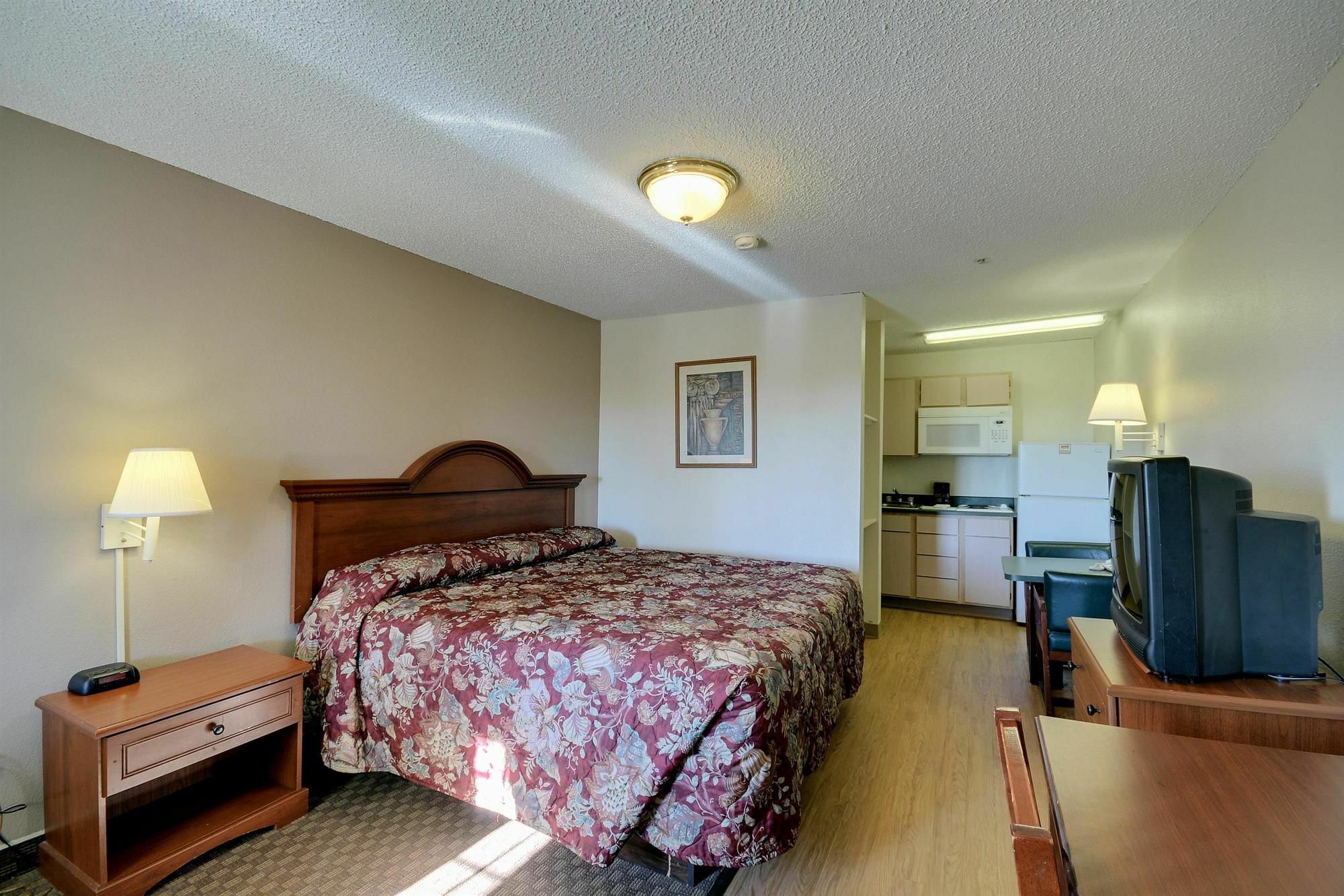 Intown Suites Extended Stay Houston Tx - Hobby Airport Exterior photo
