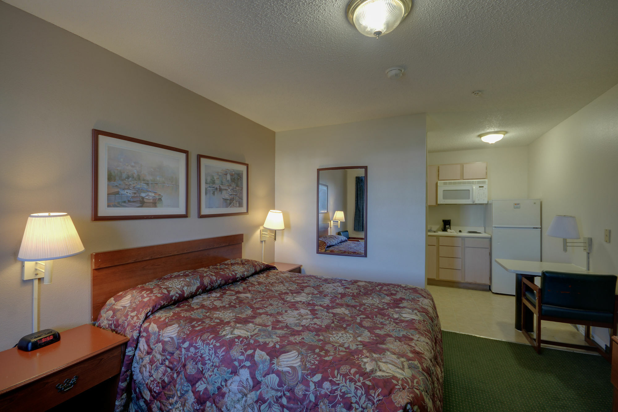 Intown Suites Extended Stay Houston Tx - Hobby Airport Exterior photo